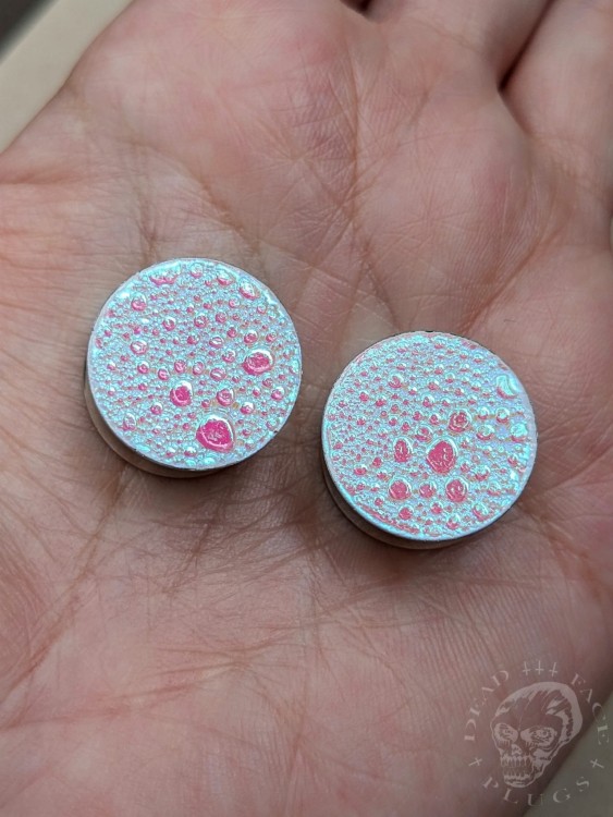 shifting colors pink blue green textured reptilian snake skin plugs gauges for stretched ears