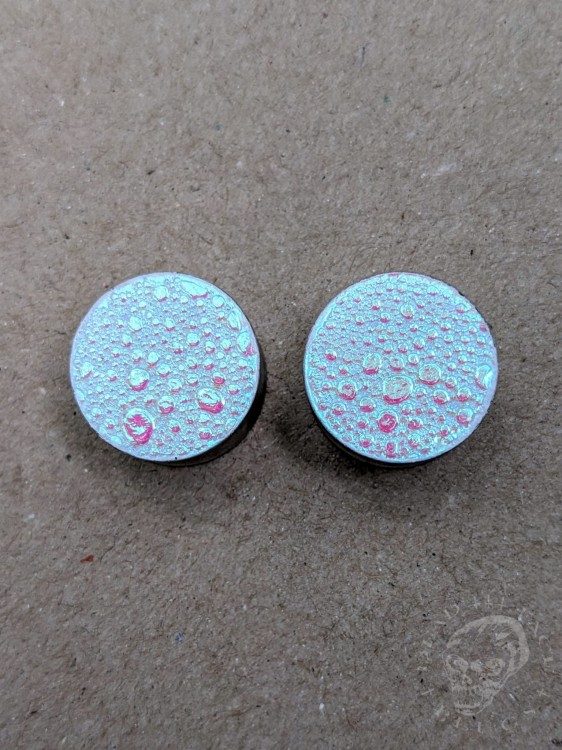 shifting colors pink blue green textured reptilian snake skin plugs gauges for stretched ears