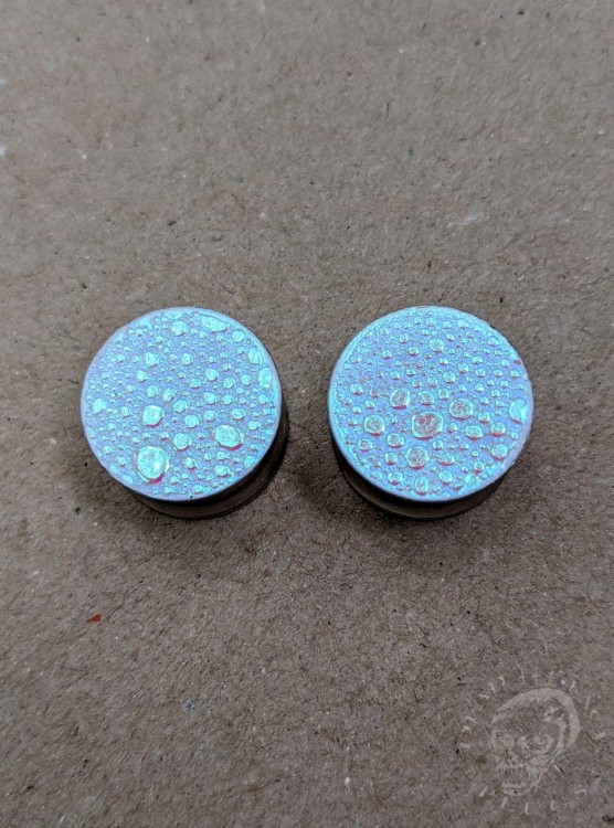 shifting colors pink blue green textured reptilian snake skin plugs gauges for stretched ears
